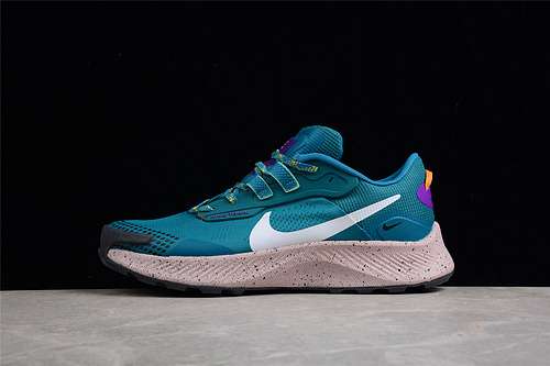 【280】[DA8697-300]-[PEGASUS TRAIL 3 MYSTIC TEAL/UNIVERSITY GOLD/WILD BERRY/DARK SMOKE GREY]