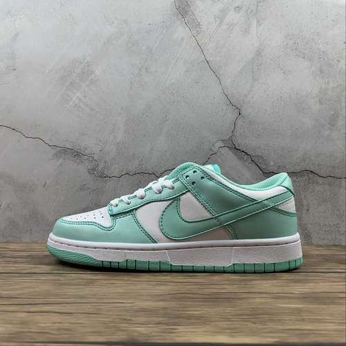 【320】[DD1503-105]-[SB DUNK LOW GREEN GLOW WHITE/GREEN GLOW/WHITE]-[WOMAN:36-40.5]