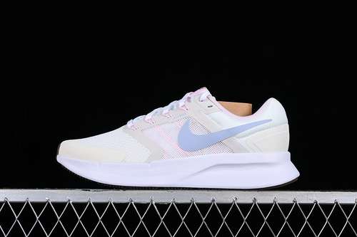 【250】[FN3448-141]-[WMNS RUN SWIFT 3 SAIL/BLUE WHISPER/WHITE]-[WOMAN:36-40]
