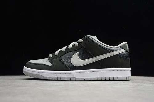 【460】[BQ6817-007]-[SB DUNK LOW J-PACK SHADOW BLACK/BLACK-SHADOW GREY]-[MAN:40-46]
