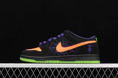 【400】[BQ6817-006]-[DUNK LOW SB &#x27;NIGHT OF MISCHIEF&#x27;BLACK/TOTAL ORANGE COURT PURPLE]