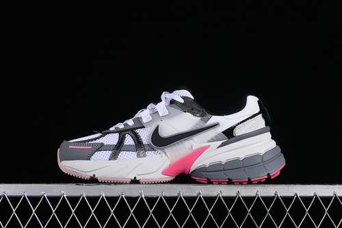 【280】[FZ5061-100]-[V2K RUNTEKK RUN YEAR OF THE DRAGON WHITE/BLACK/COOL GREY/MULTI]-[WOMAN:36-40]