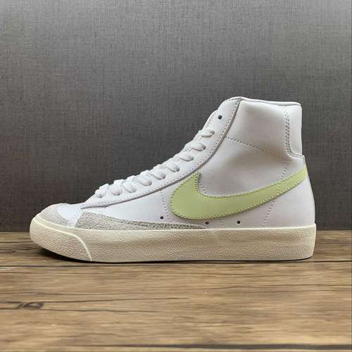 【260】[CZ1055-108]-[BLAZER MID 77 WHITE/WHITE-TOTAL ORANGE-BARELY VOLT]-[WOMAN:36-39]-[MAN:40-45]