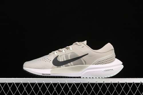 【280】[CU1855-200]-[AIR ZOOM VOMERO 15 MARATHON GREY/WHITE/BLACK]-[MAN:39-45]