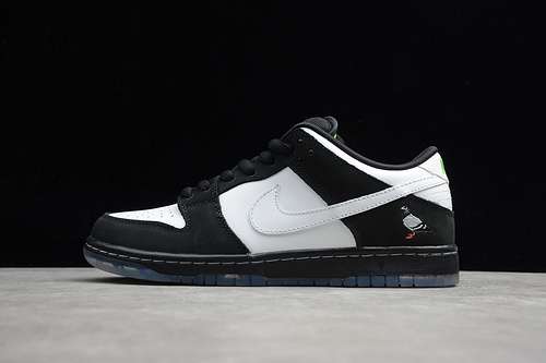 【460】[BV1310-013]-[SB DUNK LOW PANDA PIGEON BLACK/GREEN GUSTO-WHITE]-[UNISEX:35-45]