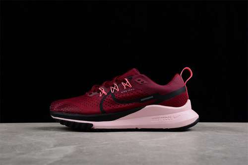 【280】[DJ6158-401]-[REACT PEGASUS TRAIL 4 DARK RED/BLACK/RED]-[MAN:39-45]
