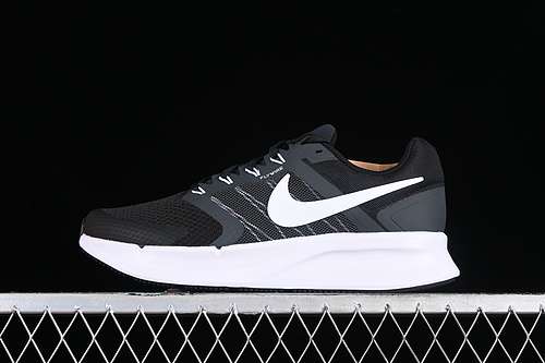 【250】[DR2695-002]-[RUN SWIFT 3 BLACK/DARK SMOKE GREY/WHITE]-[WOMAN:36-39]-[MAN:40-45]