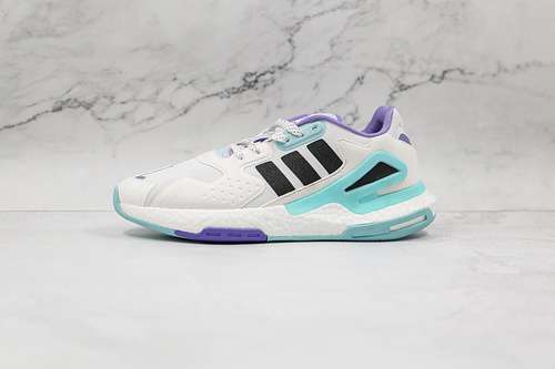 【300】[H03262]-[DAY JOGGER 2021 BOOST FOOTWEAR WHITE/CORE BLACK/HAZY GREEN]-[WOMAN:36-39]-[MAN:40-45]