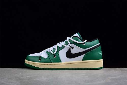 【300】[553558-129]-[AIR JORDAN 1 LOW GREEN/WHITE/BLACK]-[WOMAN:35.5-39]-[MAN:40-47.5]
