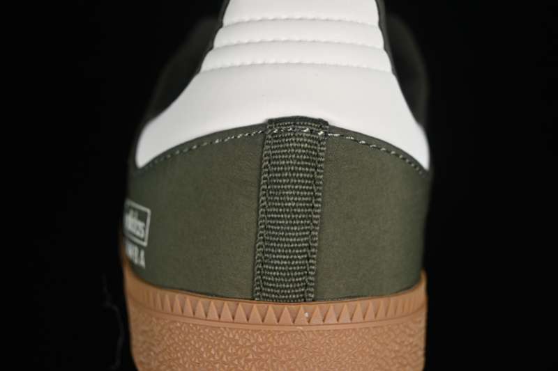 35-45 (9).jpg