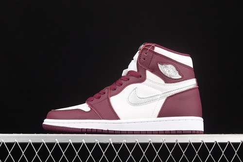 【500】[555088-611]-[AIR JORDAN 1 RETRO HIGH OG BORDEAUX/WHITE/METALLIC SILVER]-[MAN:40-47.5]