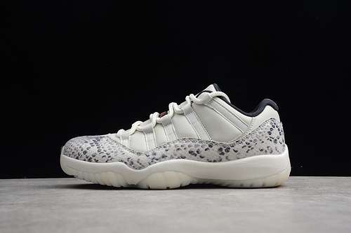 [CD6846-002]-[AIR JORDAN 11 LOW SNAKESKIN LIGHT BONE/UNIVERSITY RED-BLACK]-[MAN:40-47.5]-[1.1-220]