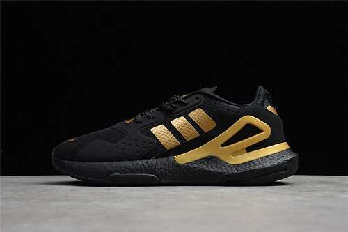 【300】[FW4838]-[DAY JOGGER 2021 SHOES CORE BLACK/CORE BLACK/GOLD]-[WOMAN:36-39]-[MAN:40-45]