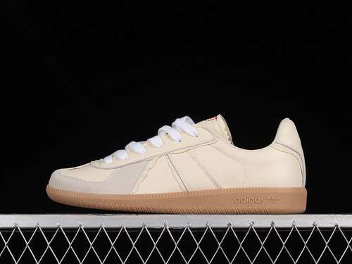 【250】[HQ8511]-[BW ARMY UTILITY SHOES CREAM WHITE/CLOUD WHITE/GUM]-[WOMAN:36-39]-[MAN:40-45]