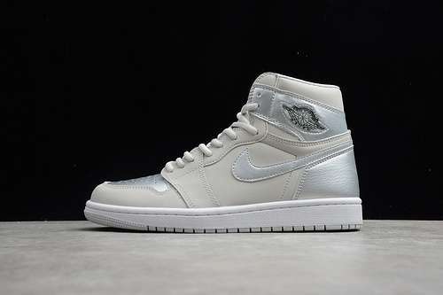 【320】[DC1788-029]-[AIR JORDAN 1 RETRO HIGH OG CO.JP TOKYO NEUTRAL GREY/WHITE/METALLIC SILVER]