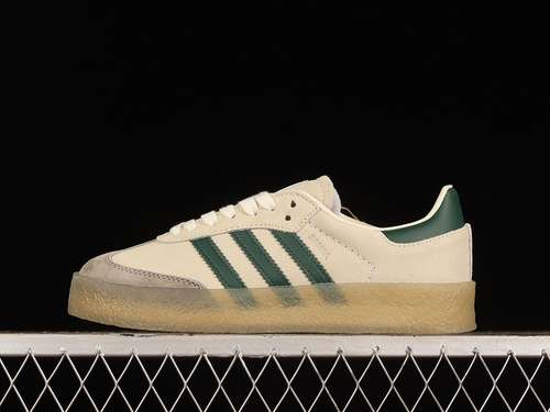 【320】[ID7297]-[RONNIE FIEG CLARKS 8TH STREET SAMBA CHALK WHITE/GREEN]-[WOMAN:36-39]-[MAN:40-45]