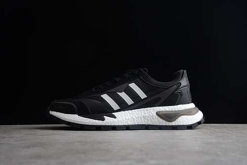 【330】[H03082]-[RETROPY P9 XZ SHOES CORE BLACK/CORE BLACK/WHITE]-[WOMAN:36-39]-[MAN:40-45]