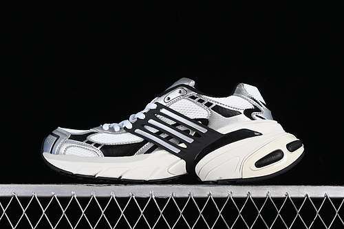 【300】[IH3381]-[ADISTAR XLG WHITE/BLACK/SILVER]-[WOMAN:35-39]-[MAN:40-45]