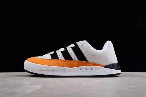 【270】[HP9916]-[HUMAN MADE X ADIMATIC SHOES OFF WHITE/CORE BLACK/BRIGHT ORANGE]-[UNSIEX:36-45]