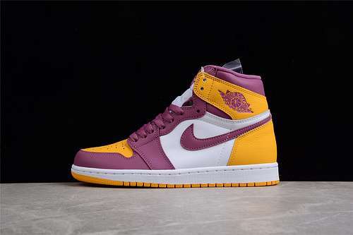 【520】[555088-706]-[AIR JORDAN 1 HIGH RETRO OG BROTHERHOOD UNIVERSITY GOLD/LIGHT BORDEAUX/WHITE]