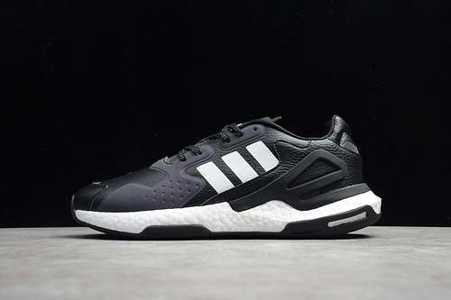 【300】[FW4052]-[DAY JOGGER SHOES CORE BLACK/CORE BLACK/CLOUD WHITE]-[WOMAN:36-39]-[MAN:40-45]