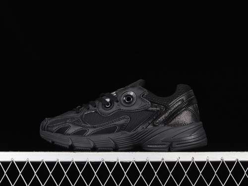 【300】[GW4341]-[ASTIR SHOES CORE BLACK/CORE BLACK/CORE BLACK]-[WOMAN:35.5-39]-[MAN:40-45]