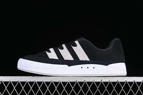 【260】[ID8265]-[HUMAN MADE ADIMATIC WHITE/BLACK]-[WOMAN:35-39]-[MAN:40-45]