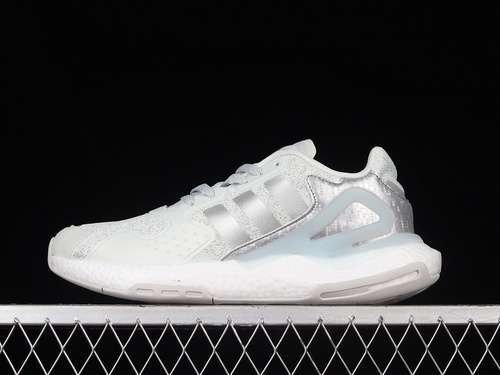 【320】[FX6171]-[DAY JOGGER 2020 BOOST CLOUD WHITE/SILVER/CLOUD WHITE]-[WOMAN:36-39]-[MAN:40-45]