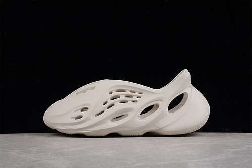 【250】[G55486]-[YEEZY FOAM RUNNER BONE/BONE/BONE]-[UNISEX:36.5-48.5]