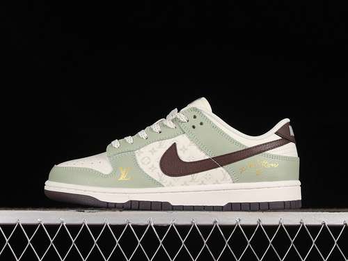 【330】[XD6188-006]-[SB DUNK LOW L*V WHITE/GREEN/RED]-[WOMAN:36-39]-[MAN:40-45]