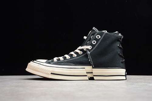 [162050C]-[CHUCK TAYLOR ALL-STAR 70S HIGH BLACK/WHITE]-[WOMAN:35-39]-[MAN:40-44]