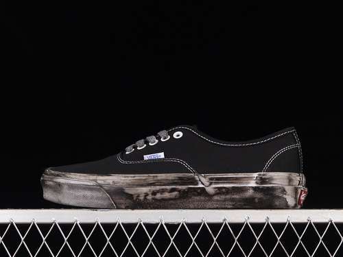 【230】[VN0A5FBDBA2]-[OG AUTHENTIC LX STRESSED BLACK/BLACK/WHITE]-[WOMAN:35-39]-[MAN:40-44]