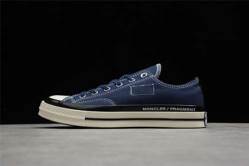 【250】[172323C]-[FRAGMENT DESIGN X MONCLER X CHUCK TAYLOR ALL-STAR 70S LOW INSIGNIA BLUE/EGRET/BLACK]