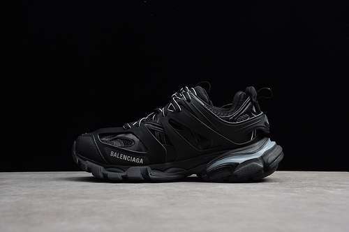 [178-175-191]-[ECBA800463C]-[TRACK LED TRAINERS 3.0 BLACK/BLACK]-[UNISEX:36-45]