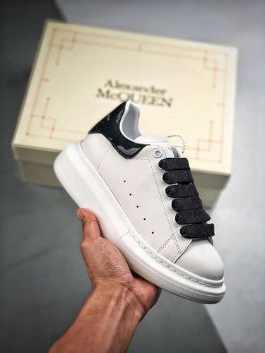 【350】[ALE*XANDER MCQUEEN WHITE/WHITE/BLACK]-[WOMAN:35-39]