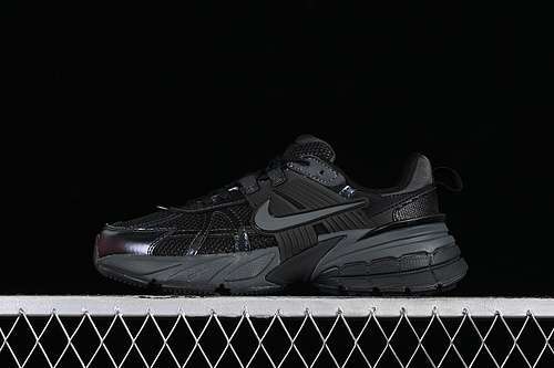 【280】[FD0736-001]-[V2K RUNTEKK RUN BLACK/ANTHRACITE/DARK SMOKE GREY]-[WOMAN:36-39]-[MAN:40-45]