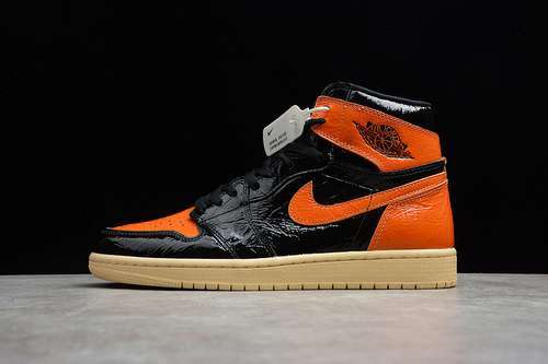 【500】[555088-028]-[AIR JORDAN 1 RETRO HIGH OG SHATTERED BACKBOARD 3.0 BLACK/PALE VANILLA-STARFISH]