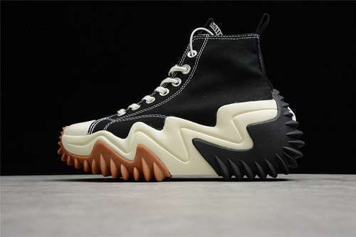 【320】[171545C]-[RUN STAR MOTION BLACK/WHITE/GUM HONEY]-[WOMAN:35-40]