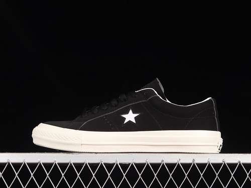 【250】[A03674C]-[ONE STAR PRO BLACK/BLACK/WHITE]-[WOMAN:35-39.5]-[MAN:40-44]