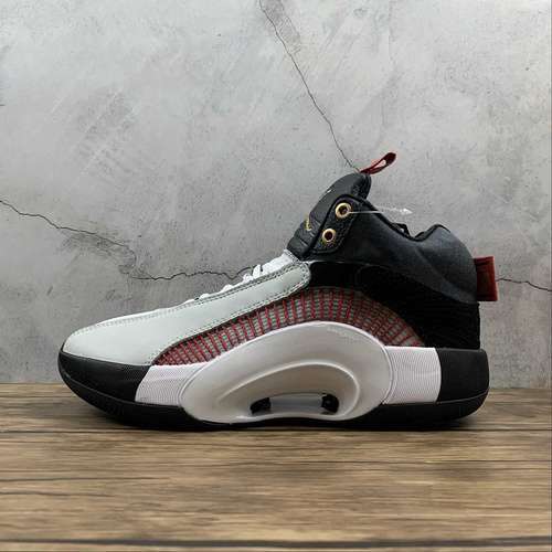 【340】[DD4701-001]-[TITAN X AIR JORDAN 35 10TH ANNIVERSARY BLACK/METALLIC GOLD/SAIL]-[MAN:39-46]