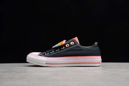 [567300C]-[MILLIE BOBBY BROWN X CHUCK TAYLOR ALL-STAR LOW WHITE/COLORFUL]-[WOMAN:35-39]
