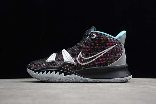 【320】[CT4080-008]-[KYRIE 7 EP BLACK/SILVER/PINK-GREY]-[MAN:40-46]
