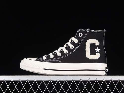 【250】[A05967C]-[CHUCK TAYLOR ALL-STAR 70S HIGH  VARSITY LETTER BLACK/BLACK/EGRET]-[UNISEX:35-44]