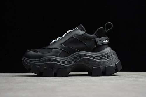 【520】[PRA*DA DADSHOES BLACK/BLACK/WHITE]-[WOMAN:35-39]-[MAN:40-44]