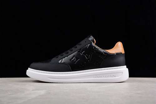 【450】[L*V STELLAR SNEAKERS BLACK/WHITE/LIGHT BROWN]-[MAN:39-45]