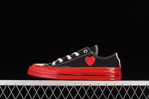 【230】[A01795C]-[COMME DES GARÇONS PLAY X CHUCK 70 LOW BLACK/RED/EGRET]-[WOMAN:35-39]-[MAN:40-44]
