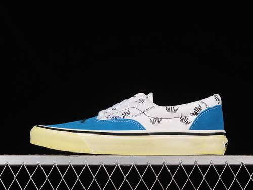 【230】[VN0A2RR1815]-[CLASSICS ERA 95 DX X LIBERAIDERS BLUE/WHITE/BLACK]-[WOMAN:35-39]-[MAN:40-44]