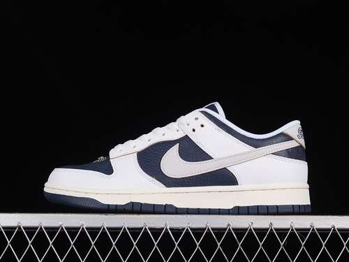 【330】[FD8775-100]-[DUNK LOW HUF NEW YORK CITY WHITE/NAVY BLUE]-[UNISEX:36-47.5]