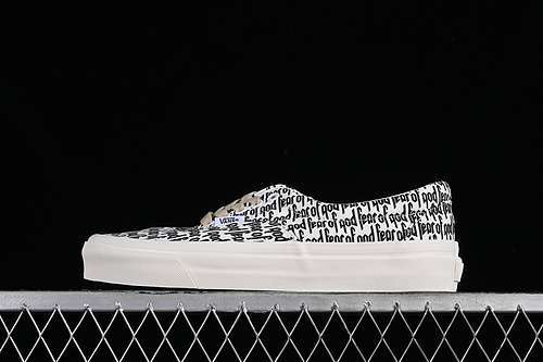 【220】[VN0A2XRYML6]-[FEAR OF GOD X VANS ERA 95 REISSUE MARSHMALLOW/BLACK]-[WOMAN:35-39]-[MAN:40-44]
