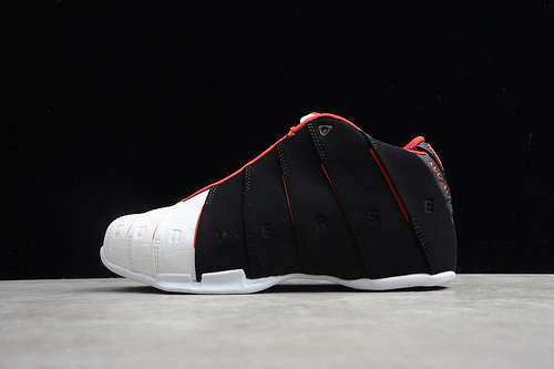 【400】[1W802]-[WADE 1 PLAYOFF CHAMPION WHITE/BLACK/RED]-[MAN:40-45]